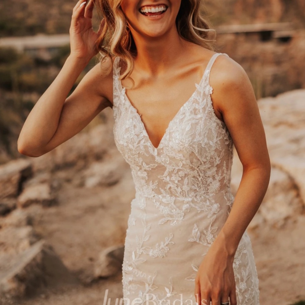 Lace Boho Wedding Dress - Picture 2 of 11